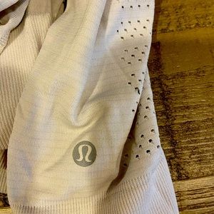 Lululemon running long sleeve